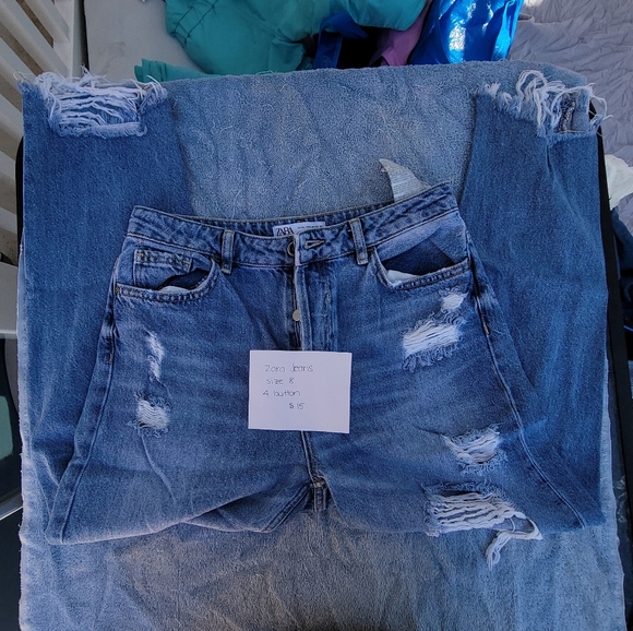 Zara 4 button jeans size 8 - Picture 3 of 3